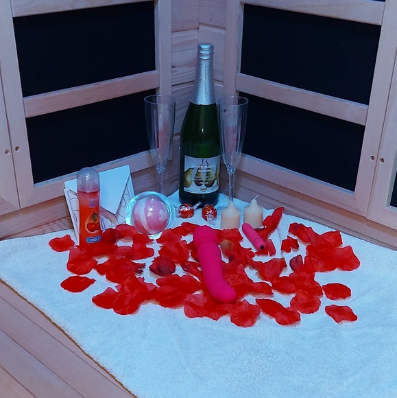 Romance for 2💖 Date Night 🥰 - Picture 2 of 6